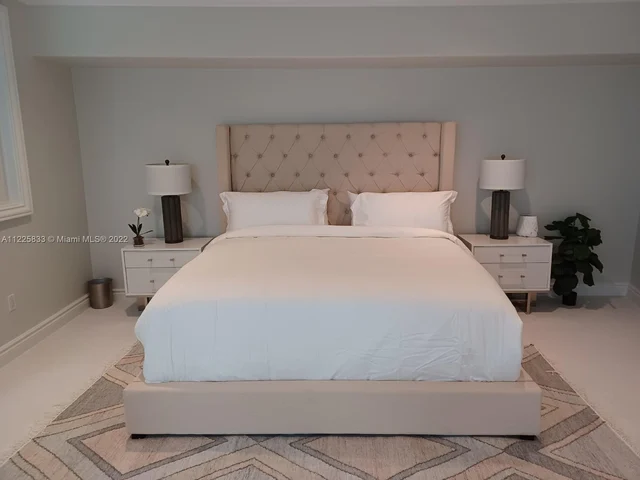 709 Idlewyld Dr, Fort Lauderdale FL 33301