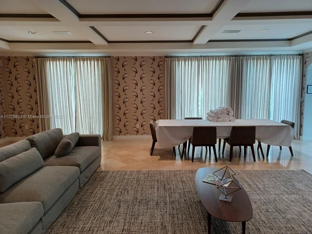 709 Idlewyld Dr, Fort Lauderdale FL 33301