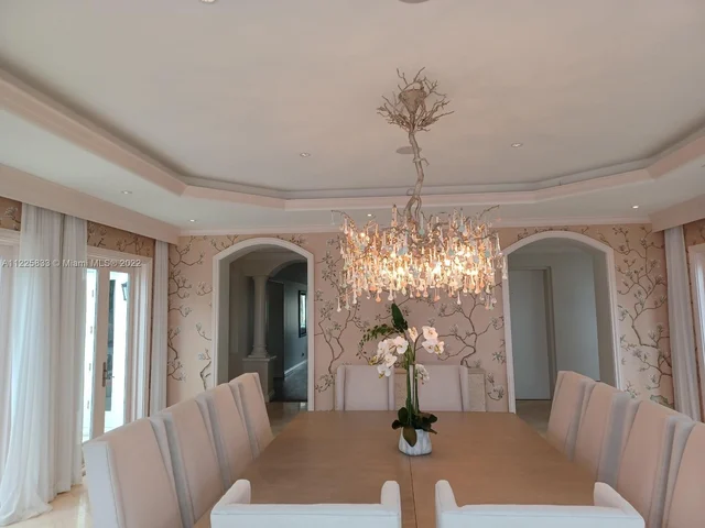 709 Idlewyld Dr, Fort Lauderdale FL 33301