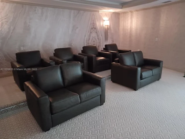 709 Idlewyld Dr, Fort Lauderdale FL 33301