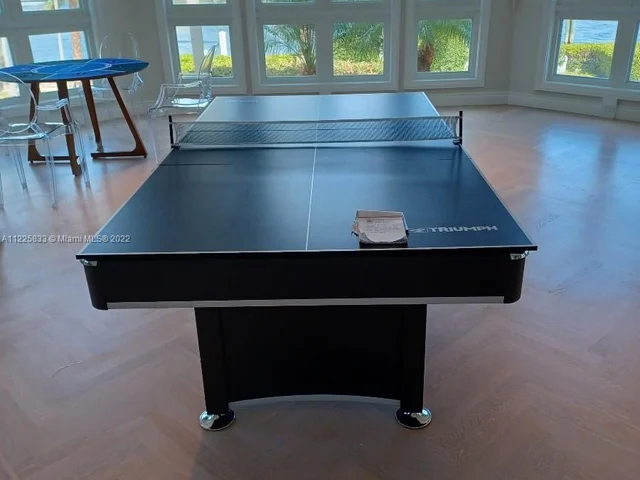 709 Idlewyld Dr, Fort Lauderdale FL 33301