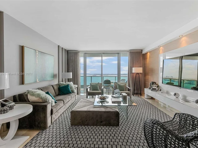 1331 Brickell Bay Dr # 3407, Miami FL 33131