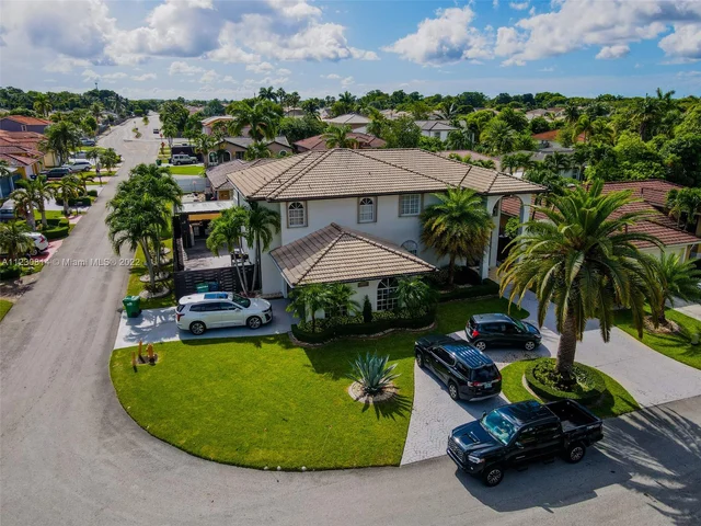 14101 SW 152nd Pl, Miami FL 33196