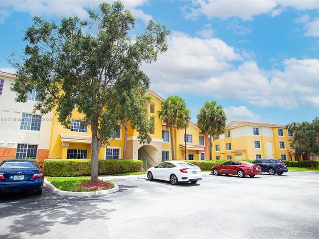 6777 Heritage Grande # 206, Boynton Beach FL 33437