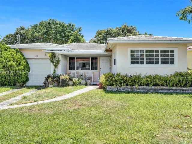 9009 Byron Ave, Surfside FL 33154