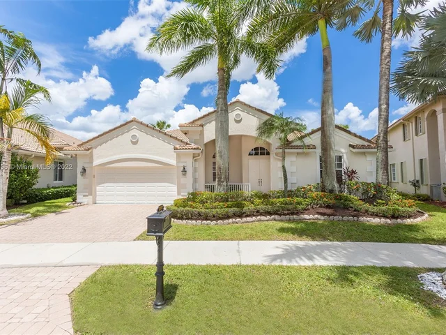 2418 Deer Creek Rd, Weston FL 33327
