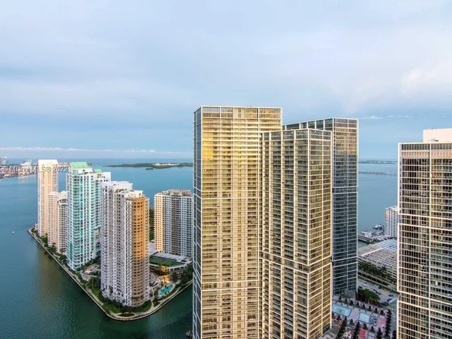 200 Biscayne Boulevard Way # 5102, Miami FL 33131