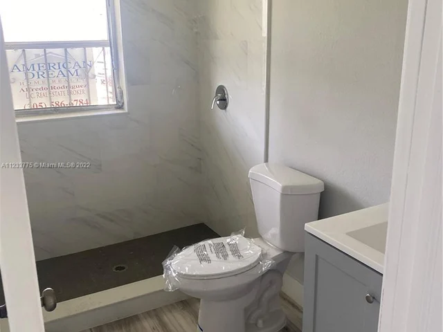 4361 NW 194th St, Miami Gardens FL 33055