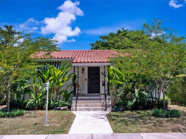 821 Tangier St, Coral Gables FL 33134