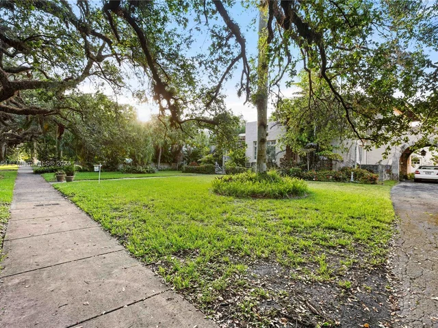 1235 Coral Way, Coral Gables FL 33134