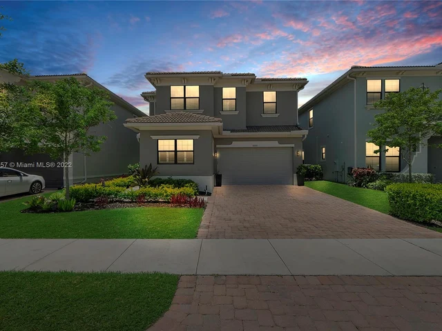 8800 NW 37th Dr, Coral Springs FL 33065