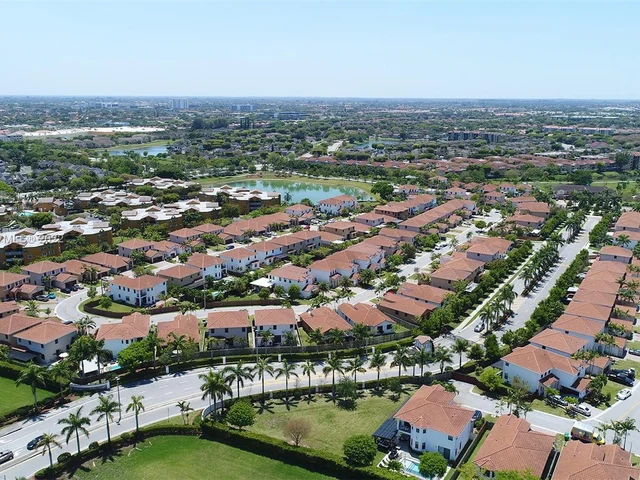 9935 NW 10th Ter, Miami FL 33172