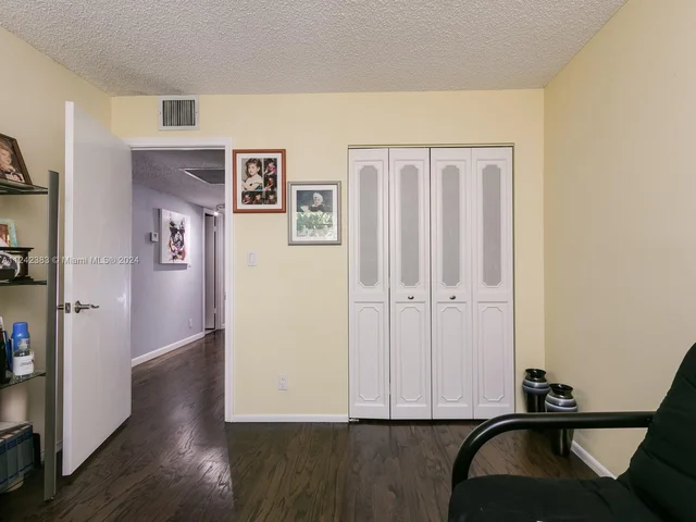 920 NE 26th Ave # 920, Hallandale Beach FL 33009