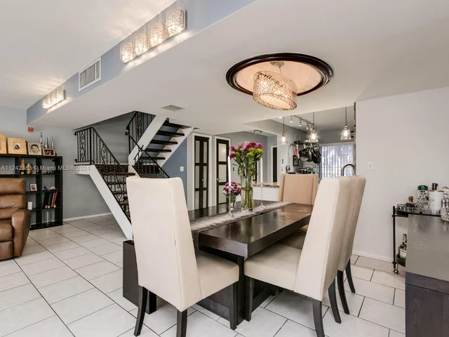 920 NE 26th Ave # 920, Hallandale Beach FL 33009