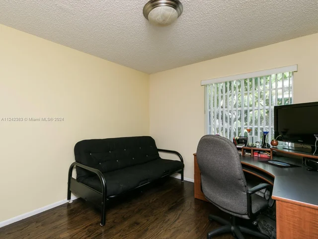 920 NE 26th Ave # 920, Hallandale Beach FL 33009