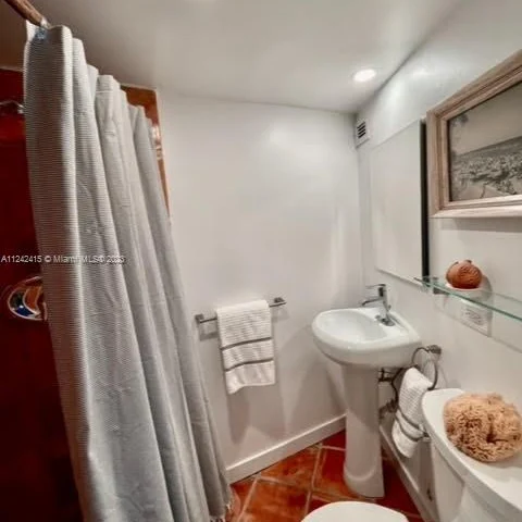 1881 Washington Ave # 16E, Miami Beach FL 33139