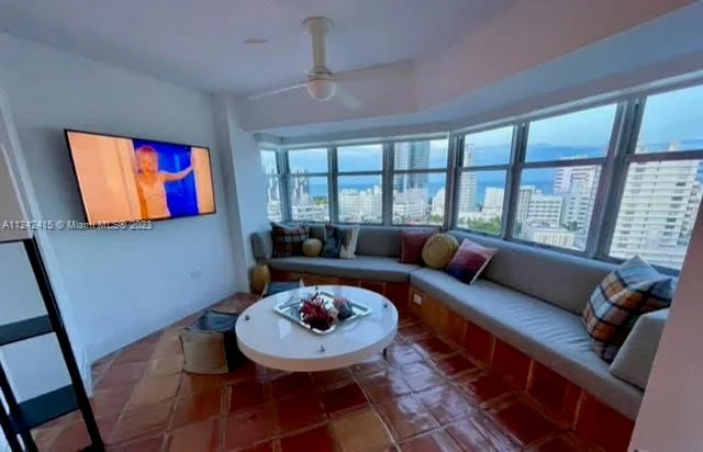 1881 Washington Ave # 16E, Miami Beach FL 33139