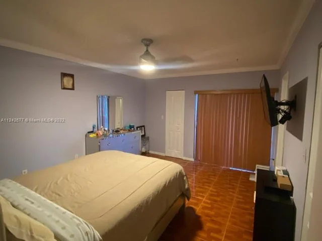 3820 SW 52nd Ave, Pembroke Park FL 33023