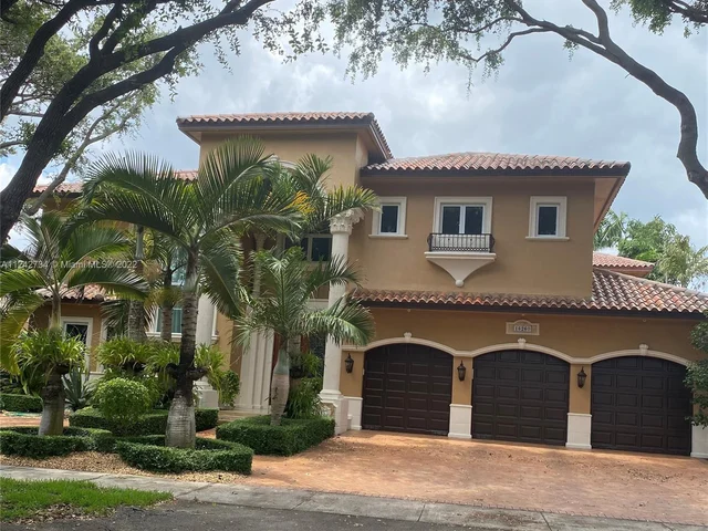 16260 NW 84th Pl, Miami Lakes FL 33016