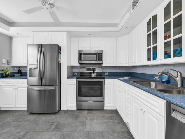 4702 Martinique Dr # A1, Coconut Creek FL 33066