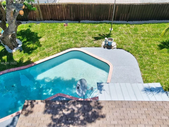 3360 NE 12th Ter, Pompano Beach FL 33064