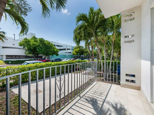 600 12th St # 11, Miami Beach FL 33139