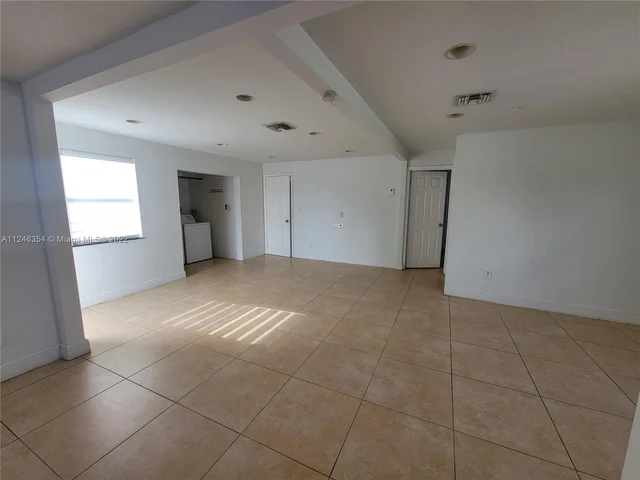 2406 Mckinley St # 0, Hollywood FL 33020