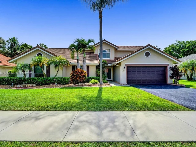 3545 Southwood Ct, Davie FL 33328