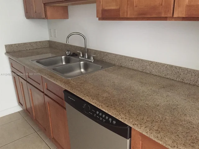 219 NW 12th Ave # 907, Miami FL 33128