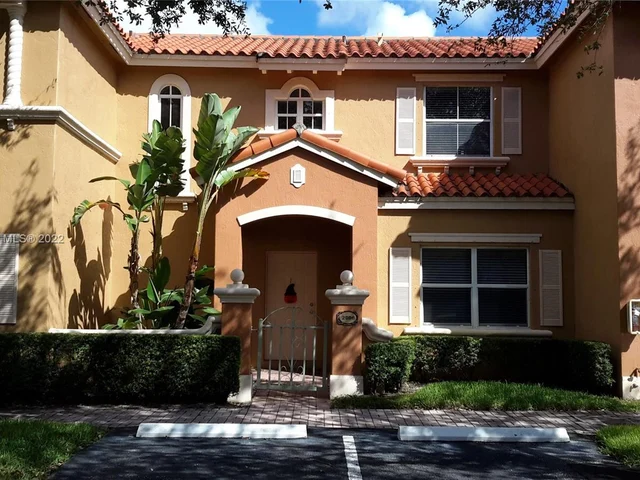 8423 NW 138th Ter # 2806, Miami Lakes FL 33016