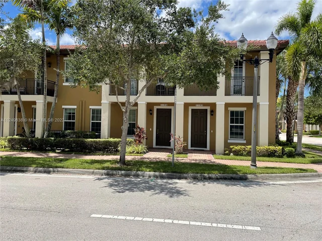 1106 SW 147th Ave # 1106, Pembroke Pines FL 33027