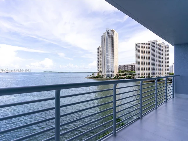 335 S Biscayne Blvd # 612, Miami FL 33131