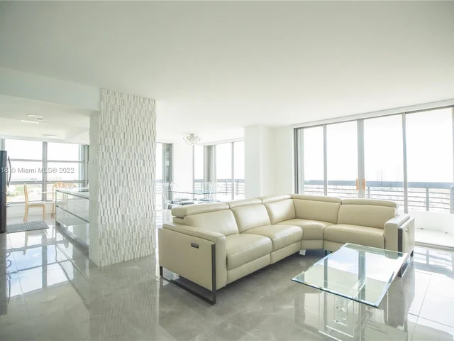 3500 Mystic Pointe Dr # 2304, Aventura FL 33180