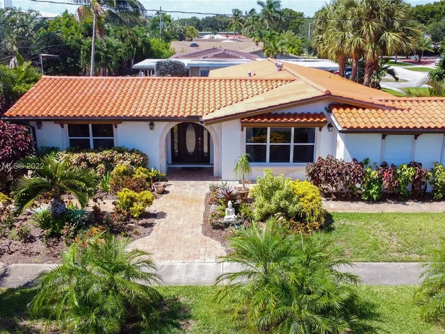 5890 NE 22nd Ave, Fort Lauderdale FL 33308