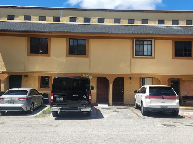11751 SW 18th St # 5, Miami FL 33175