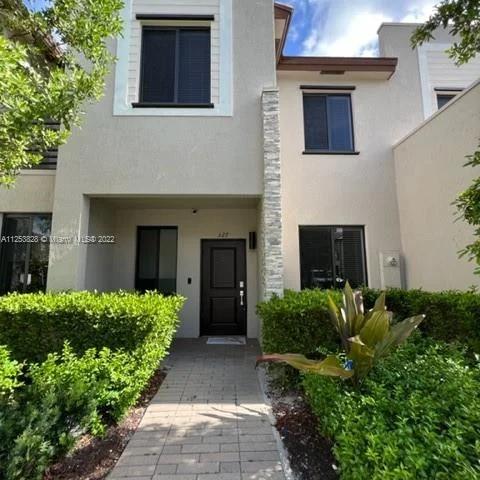 327 NE 208th Ter # 327, Miami FL 33179