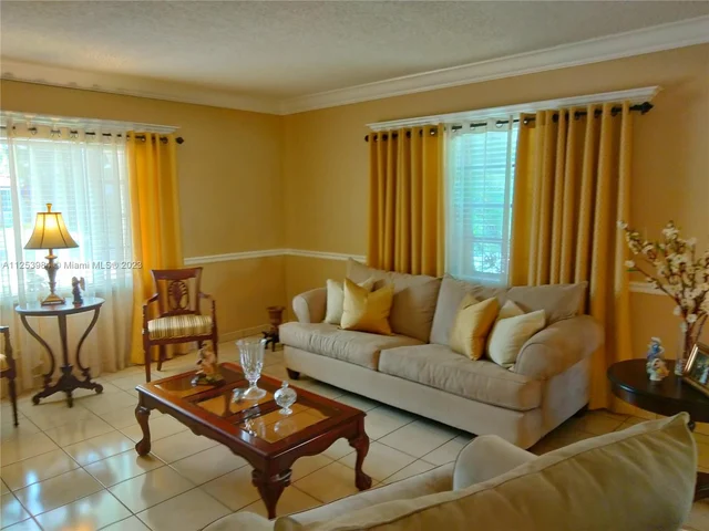 421 SW 61st Ave, Miami FL 33144