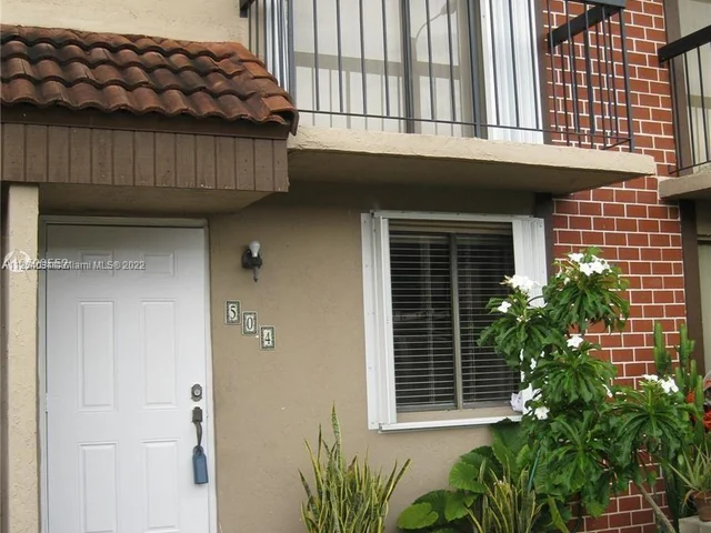 1921 SW 107th Ave # 504, Miami FL 33165