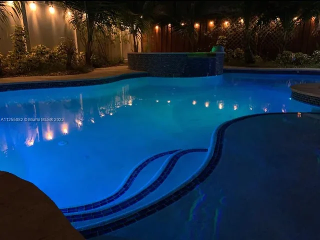 1631 N Andrews Sq, Fort Lauderdale FL 33311