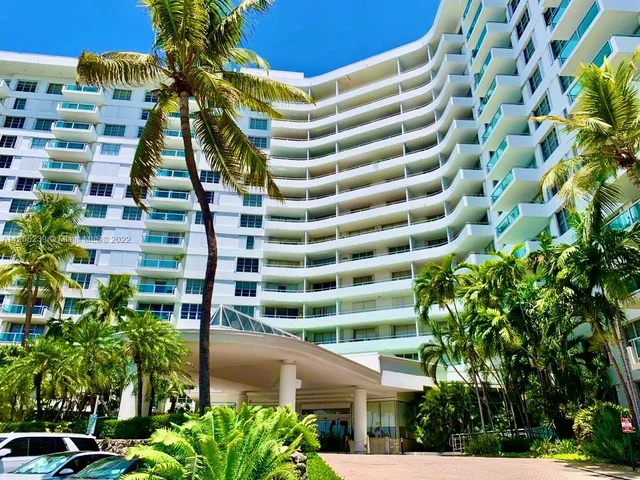 5161 Collins Ave # 701, Miami Beach FL 33140