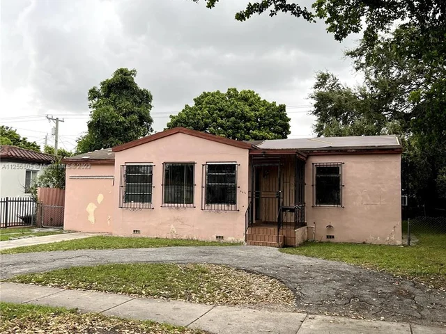 4611 SW 5th Ter, Miami FL 33134