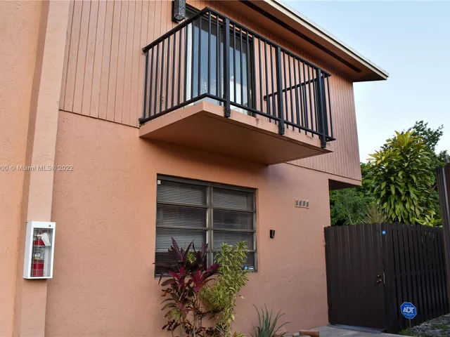 3431 SW 52nd Ave # 3431, Pembroke Park FL 33023