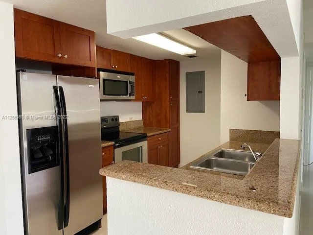 36 NW 6th Ave # 507, Miami FL 33128