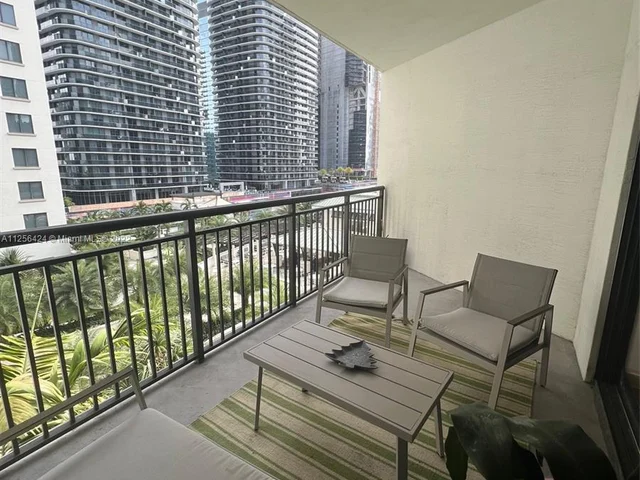 999 SW 1st Ave # 1501, Miami FL 33130
