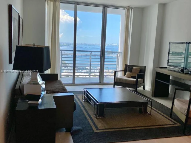 325 S Biscayne Blvd # 4314, Miami FL 33131