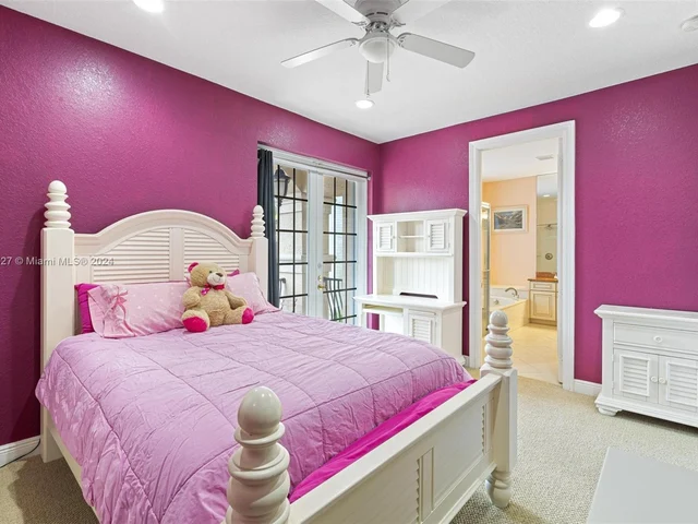 8530 Skybar Lake Cv, Boynton Beach FL 33473