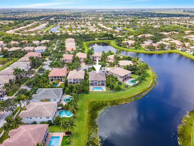 8530 Skybar Lake Cv, Boynton Beach FL 33473