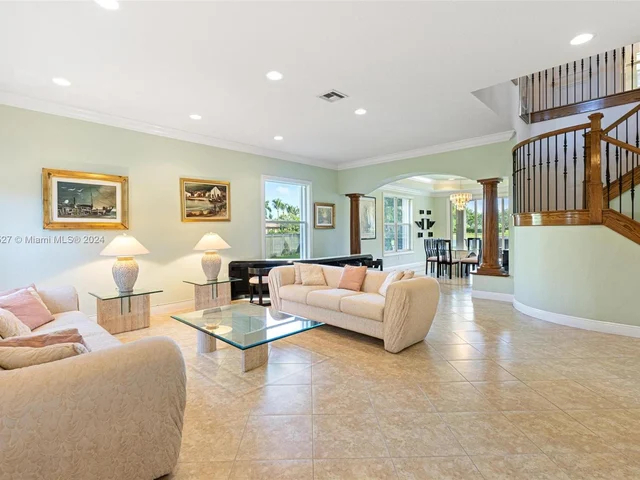 8530 Skybar Lake Cv, Boynton Beach FL 33473