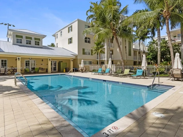 7546 SW 102 St # 305, Pinecrest FL 33156