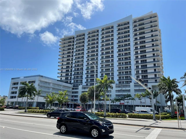 7901 Hispanola Ave # 1009, North Bay Village FL 33141